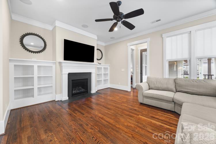 River Walk - Residential