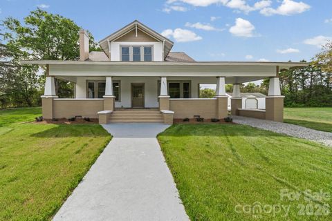 511 W Passaic Street Peachland NC 28133