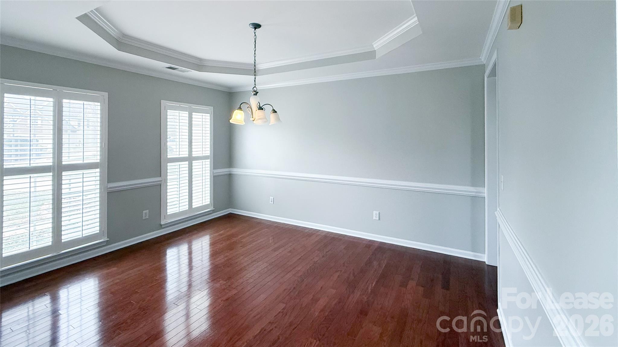 8811 Singleton Court 567