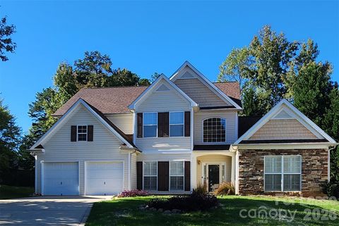Photo of 8811 Singleton Court #567, Huntersville, NC 28078 (MLS # 4365371)