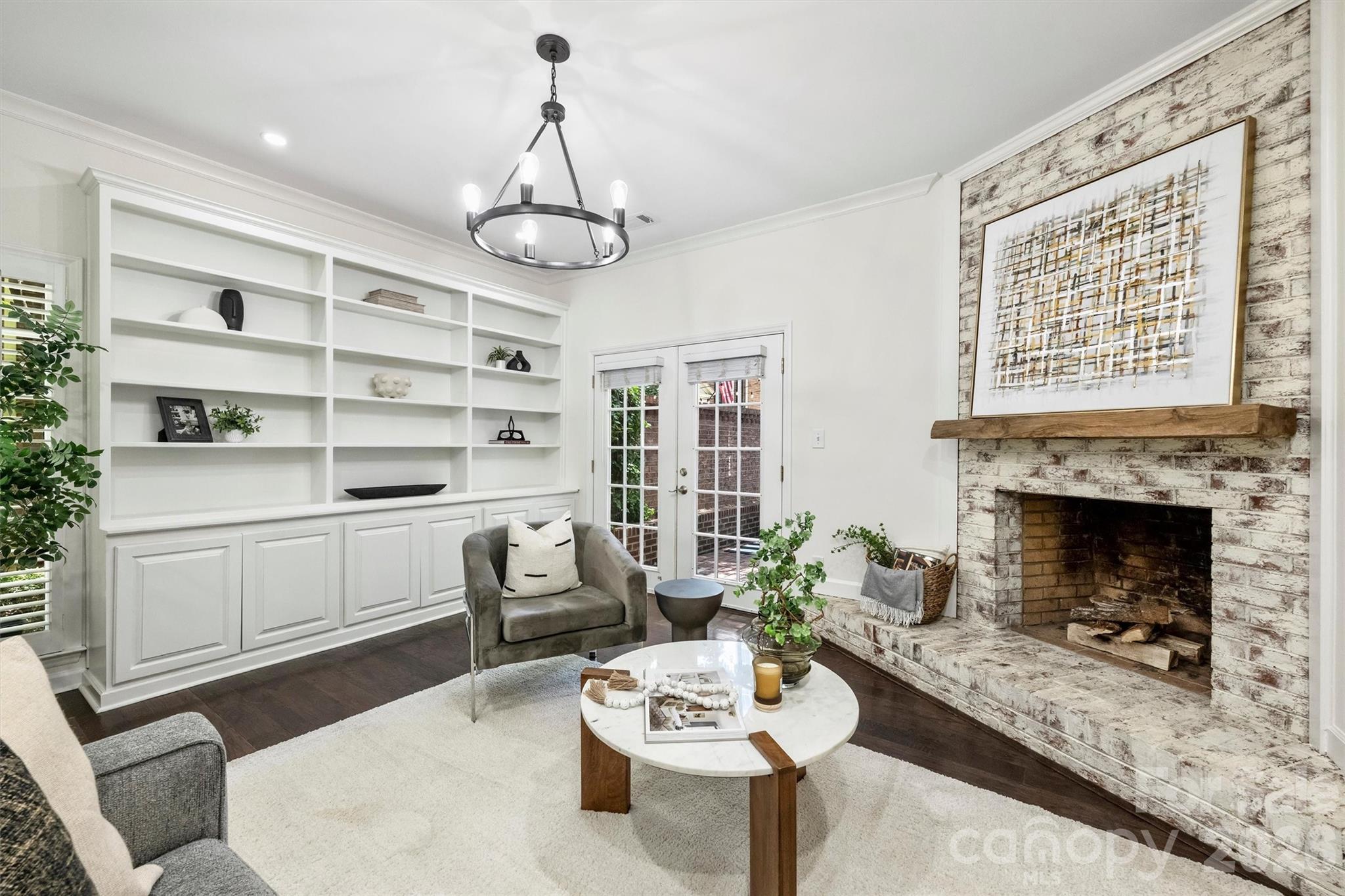 Hackberry Court - Residential