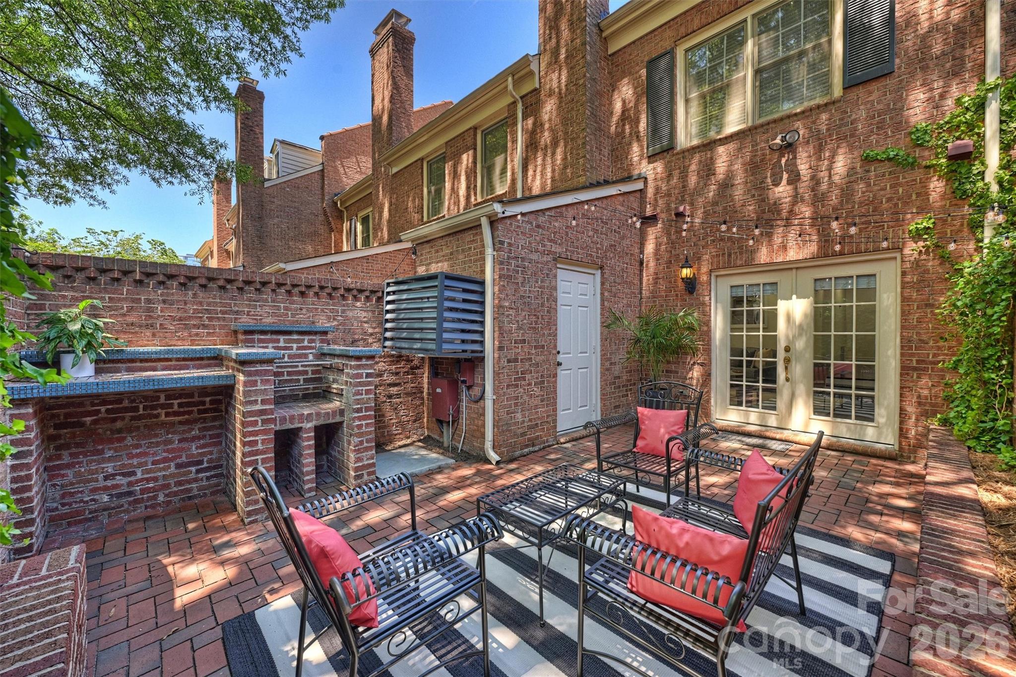 Hackberry Court - Residential