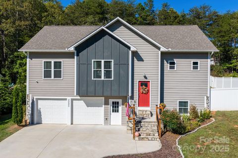 Photo of 2285 Saratoga Run, Morganton, NC 28655 (MLS # 4307175)