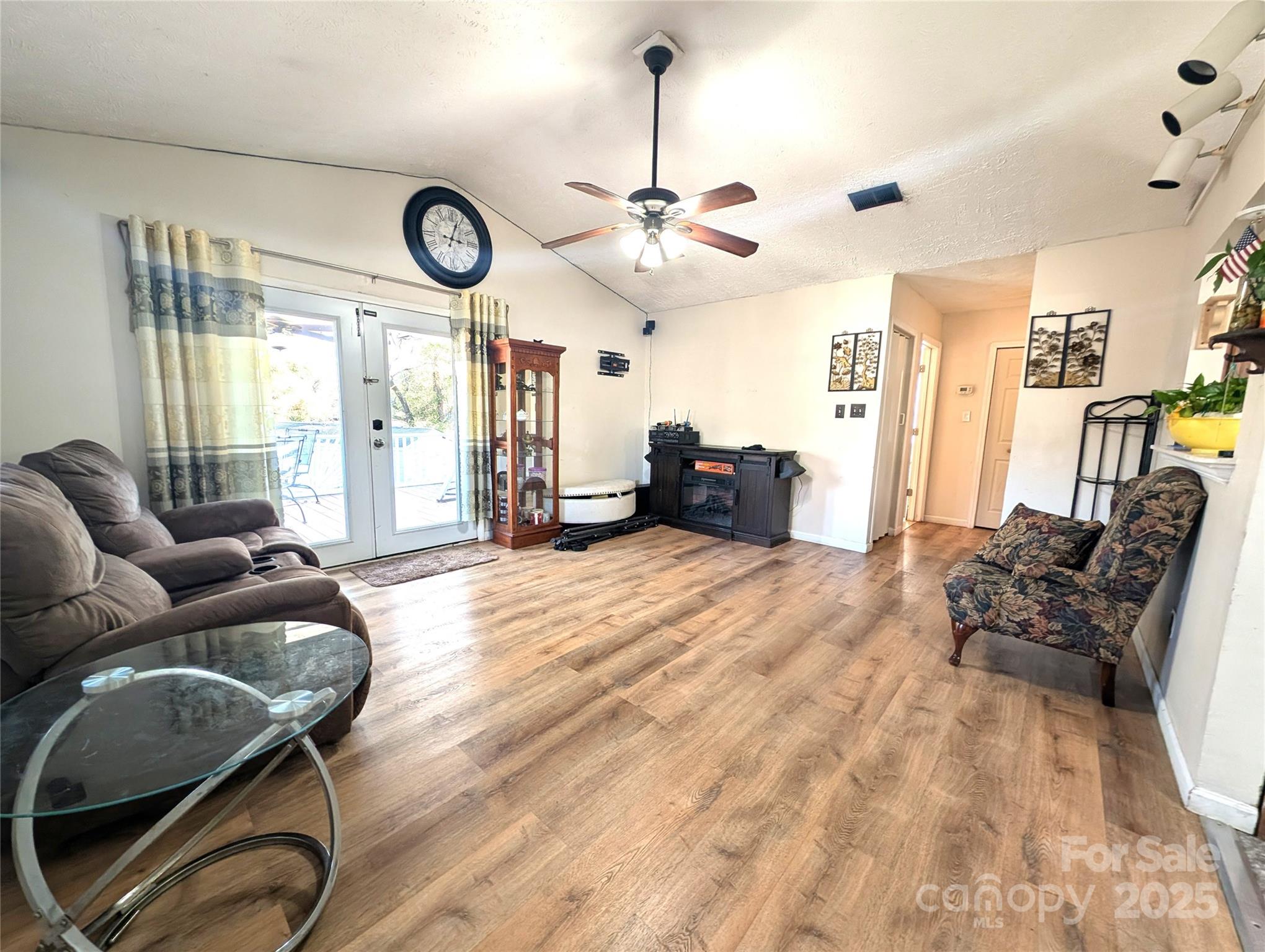 1796 Arrow Ridge Way