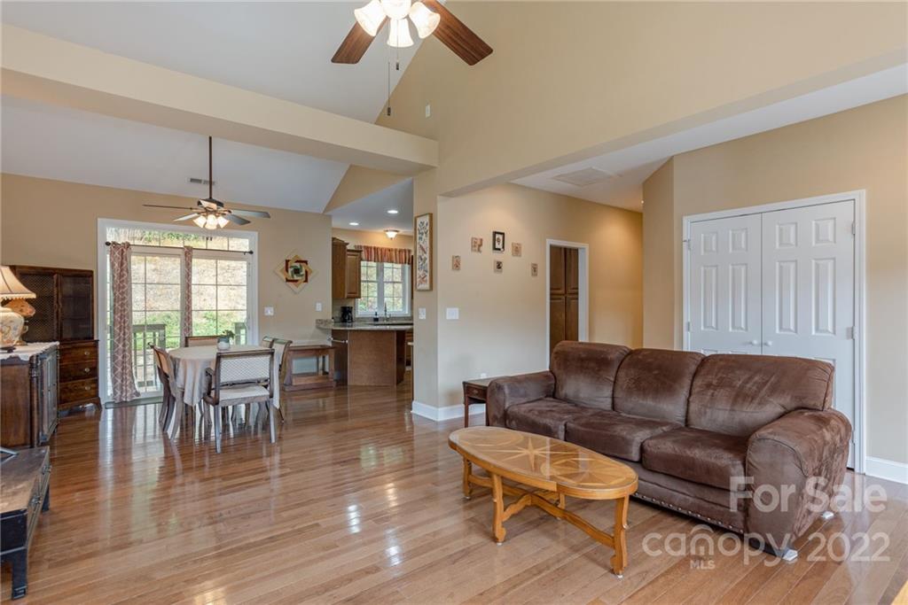 Crab Creek Valley - Residential