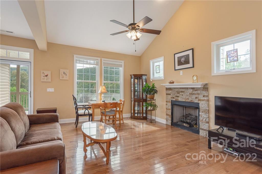 Crab Creek Valley - Residential