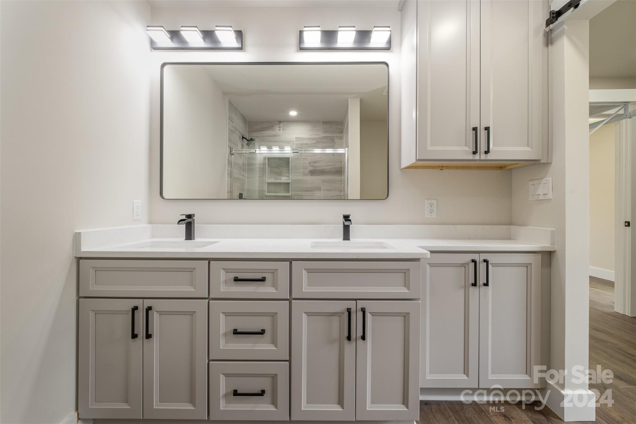 Oakdale Grove - Residential