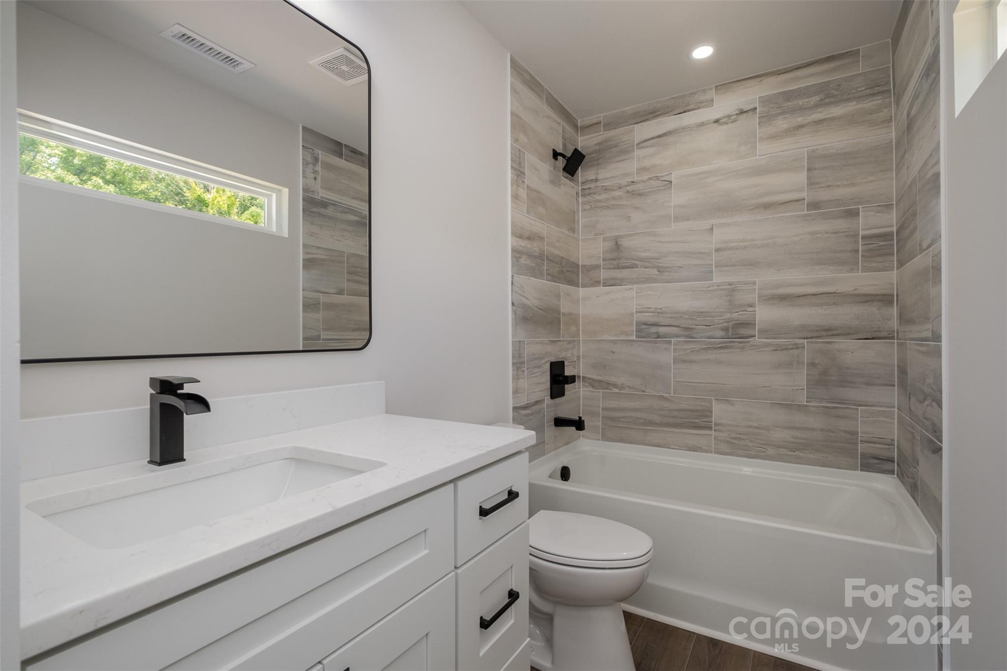 Oakdale Grove - Residential