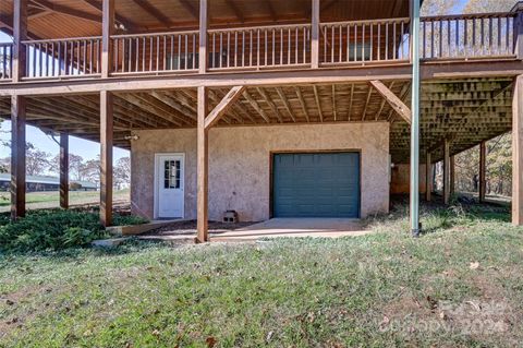 A home in Hendersonville