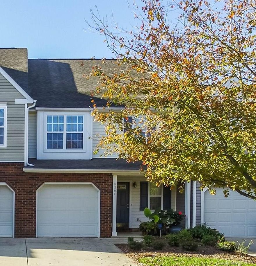 Motivated sellers in a tremendously great and quiet location. This charming townhome in desirable Ballantyne is close to dining, shopping, and I-485 at Rea. Offering open floor plan with two masters and laundry up, great outdoor area with fenced yard and patio, and one-car garage. Top rated Ballantyne Schools. Very quiet and private community with Swim Club. Priced to move!!! Investment opportunity.