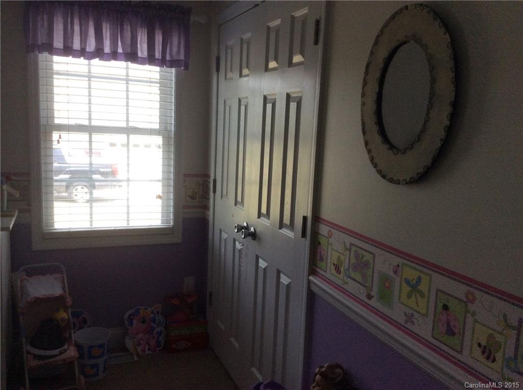 Country Manor - Residential