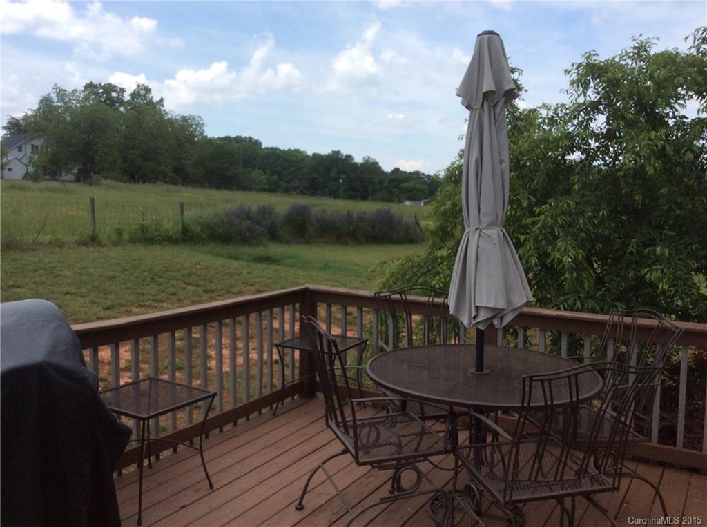 Country Manor - Residential