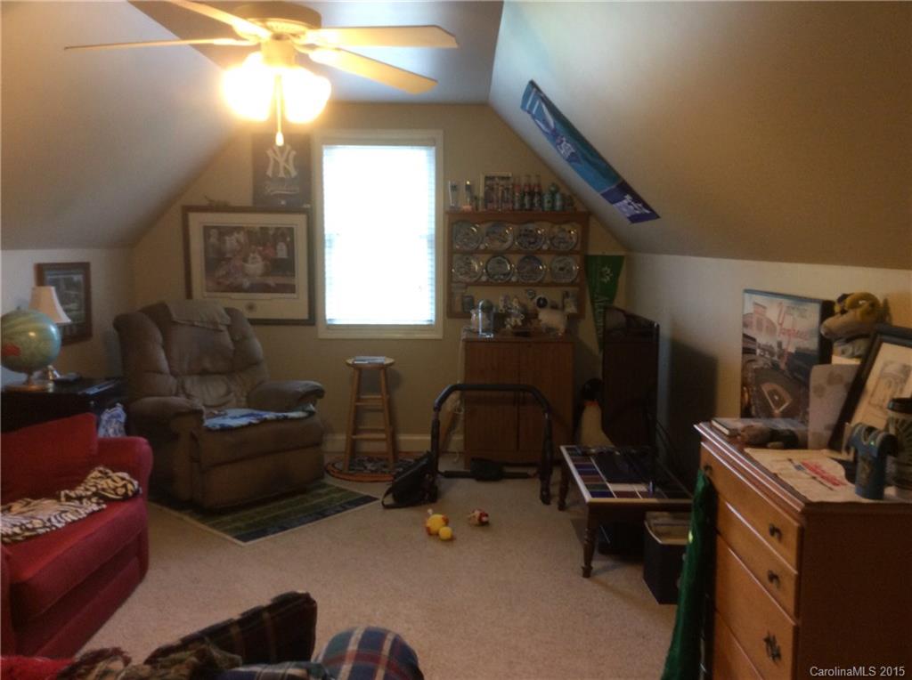 Country Manor - Residential