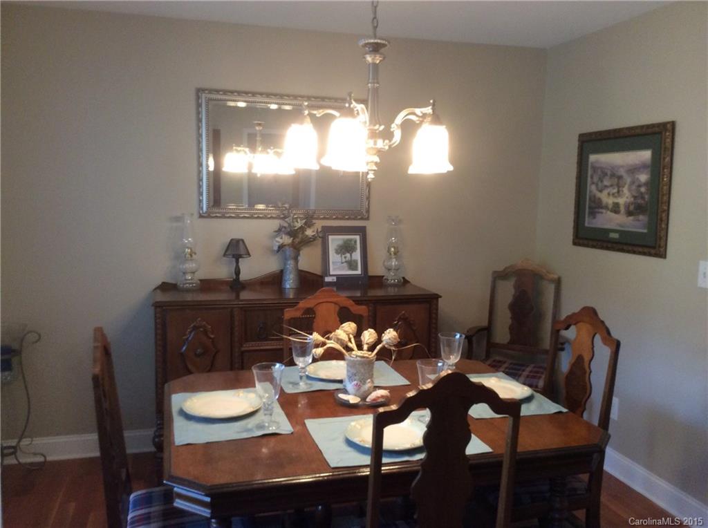 Country Manor - Residential