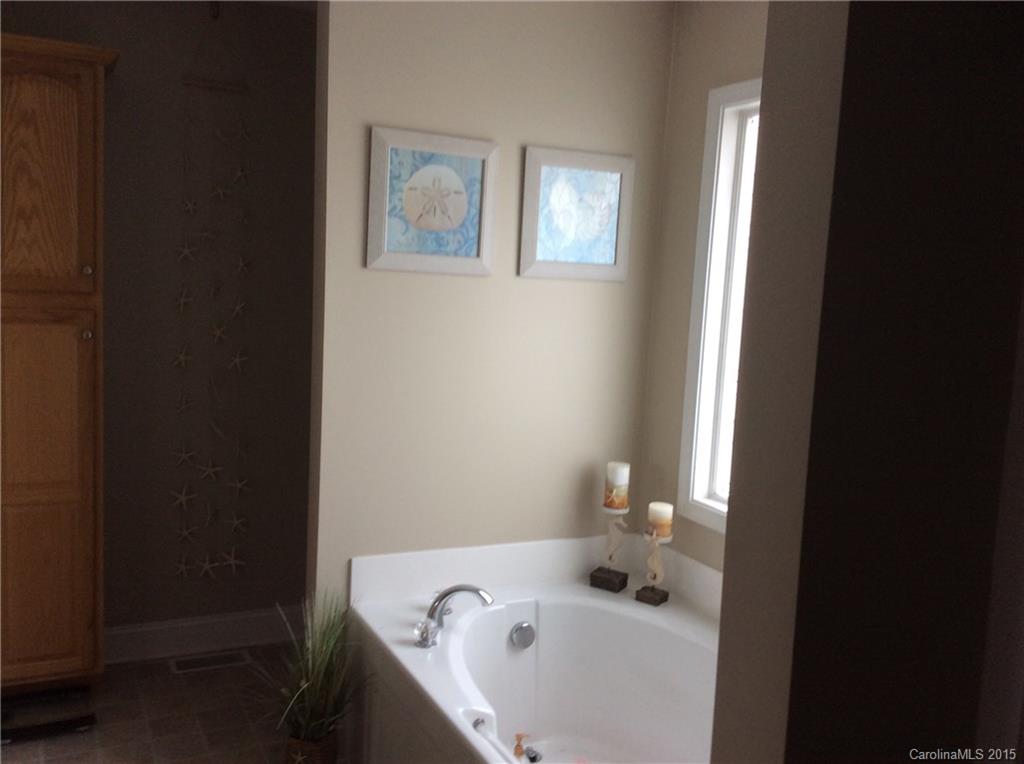 Country Manor - Residential