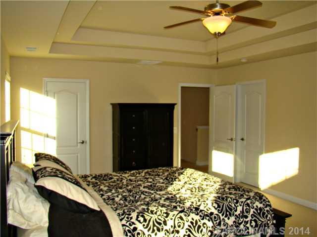 Fullerton Place - Residential