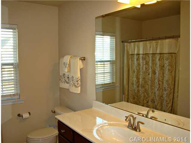 Fullerton Place - Residential