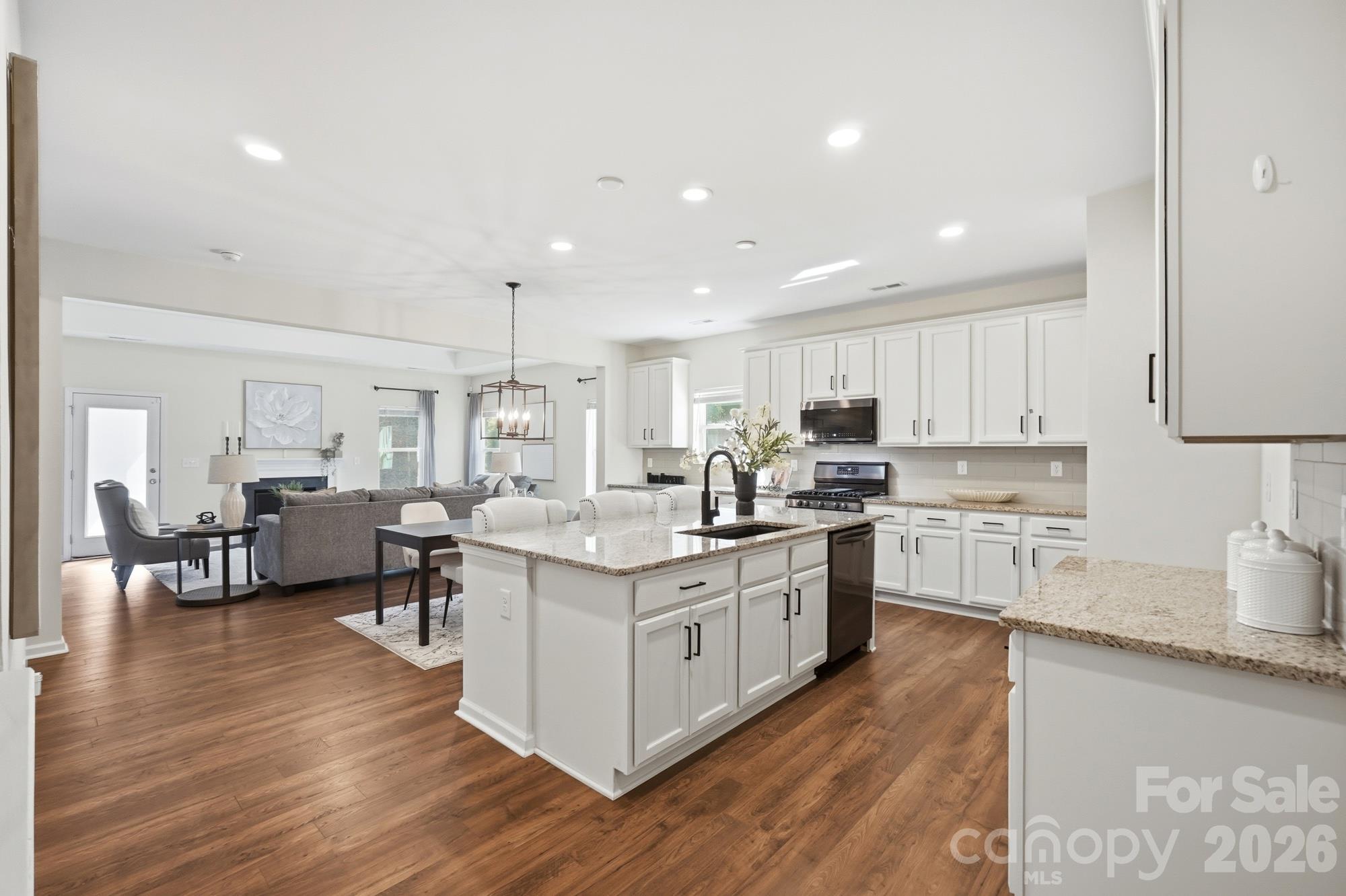 7656 Tanglewood Way