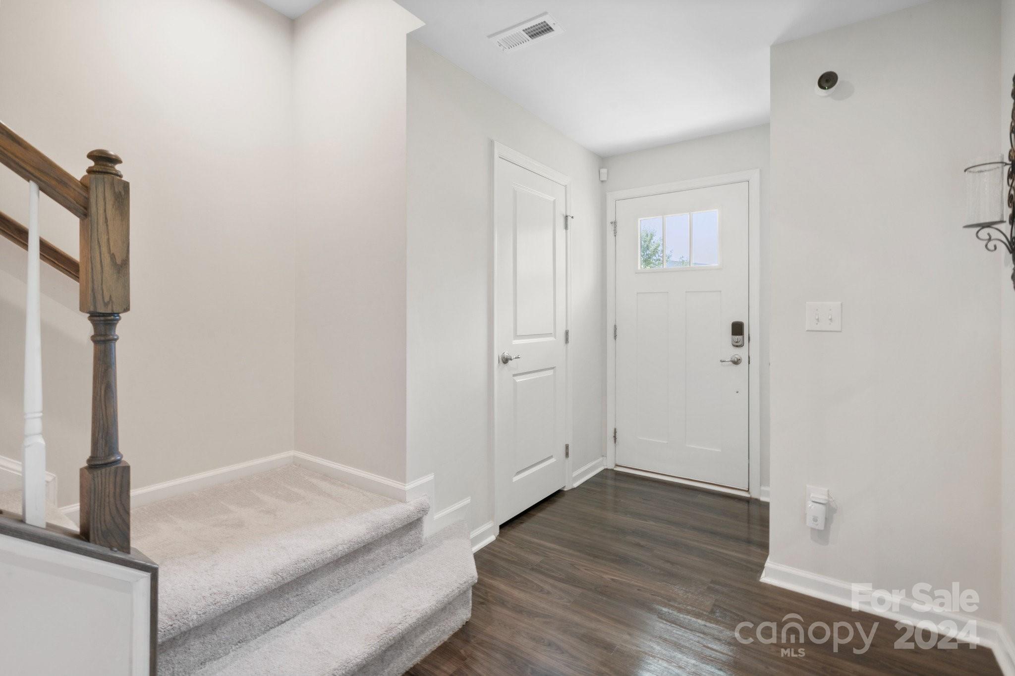 Riverbend Towns - Residential