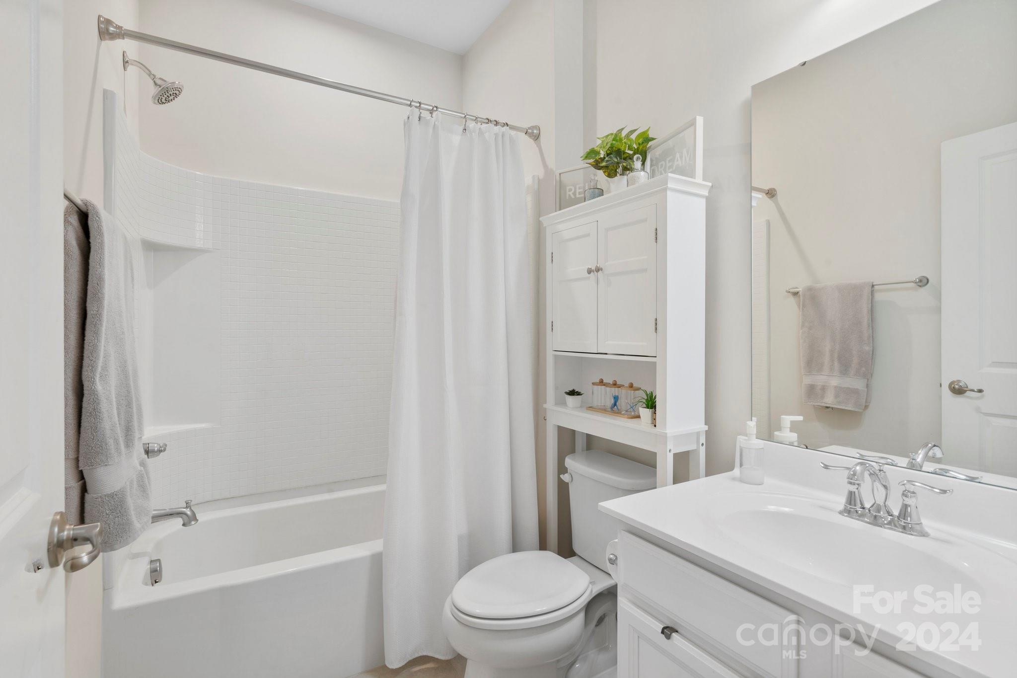 Riverbend Towns - Residential