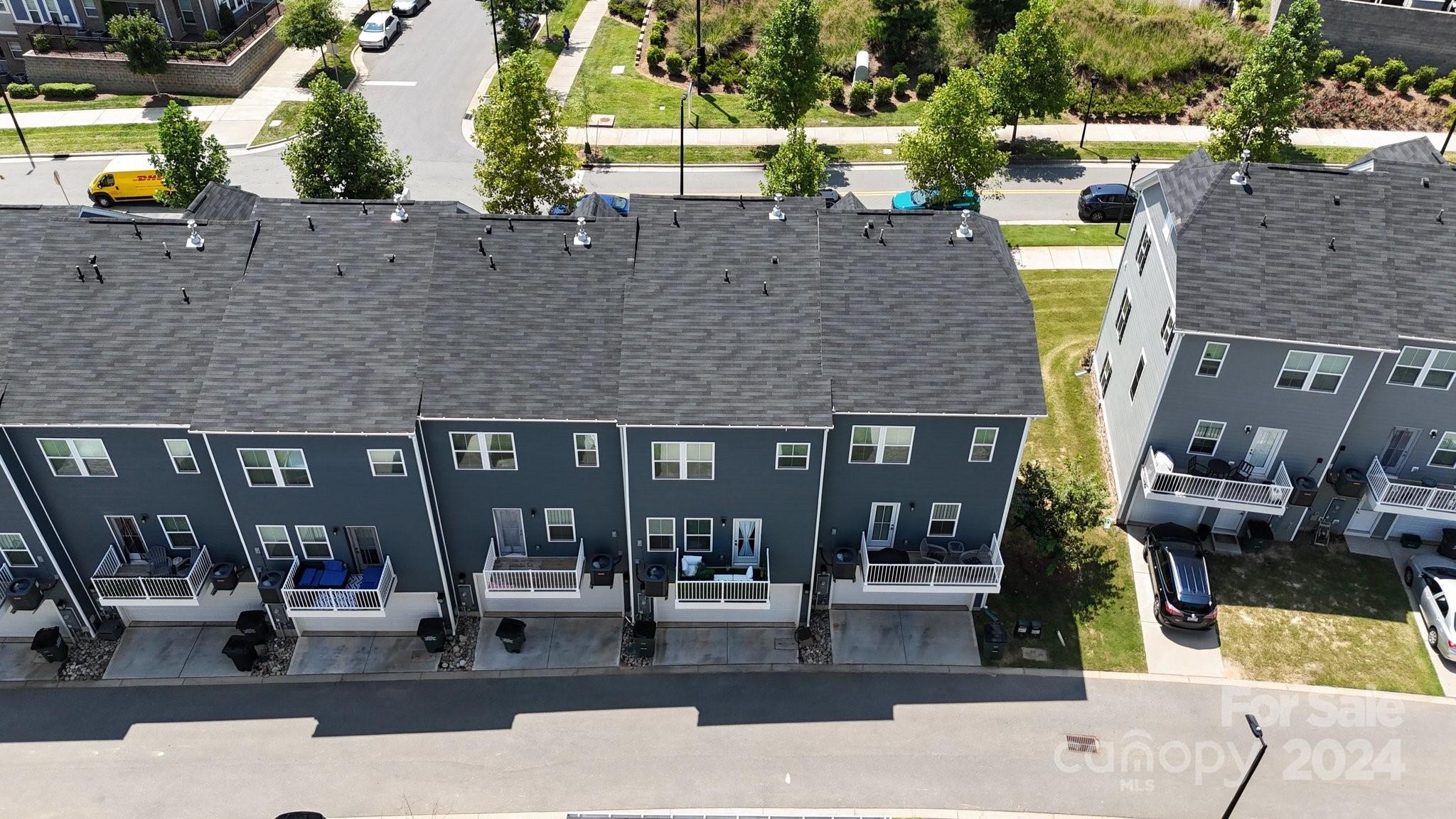 Riverbend Towns - Residential