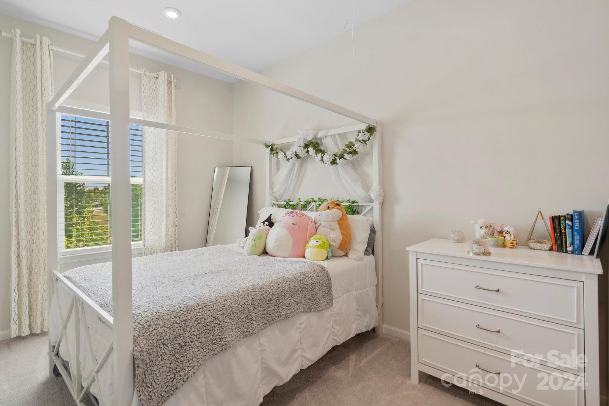 Riverbend Towns - Residential