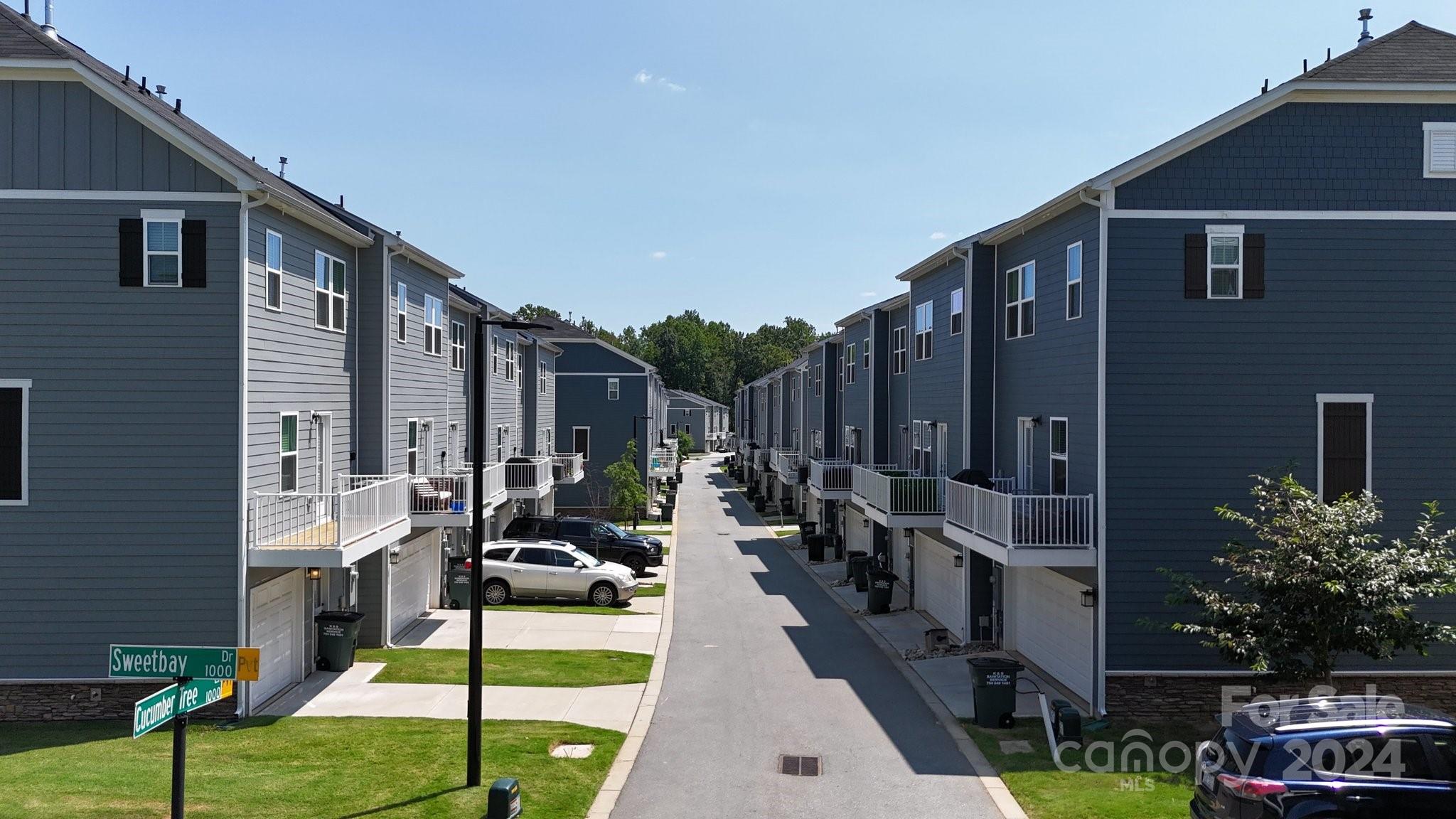 Riverbend Towns - Residential