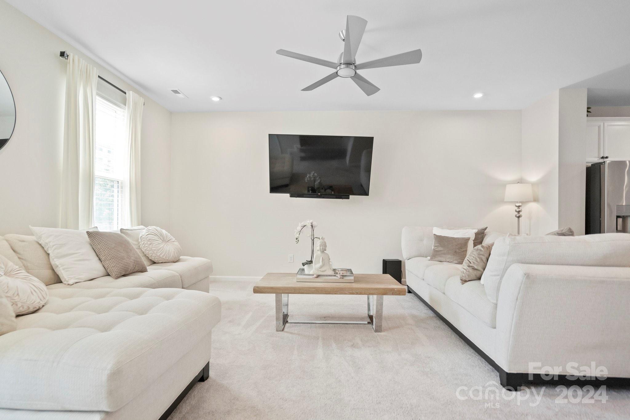 Riverbend Towns - Residential