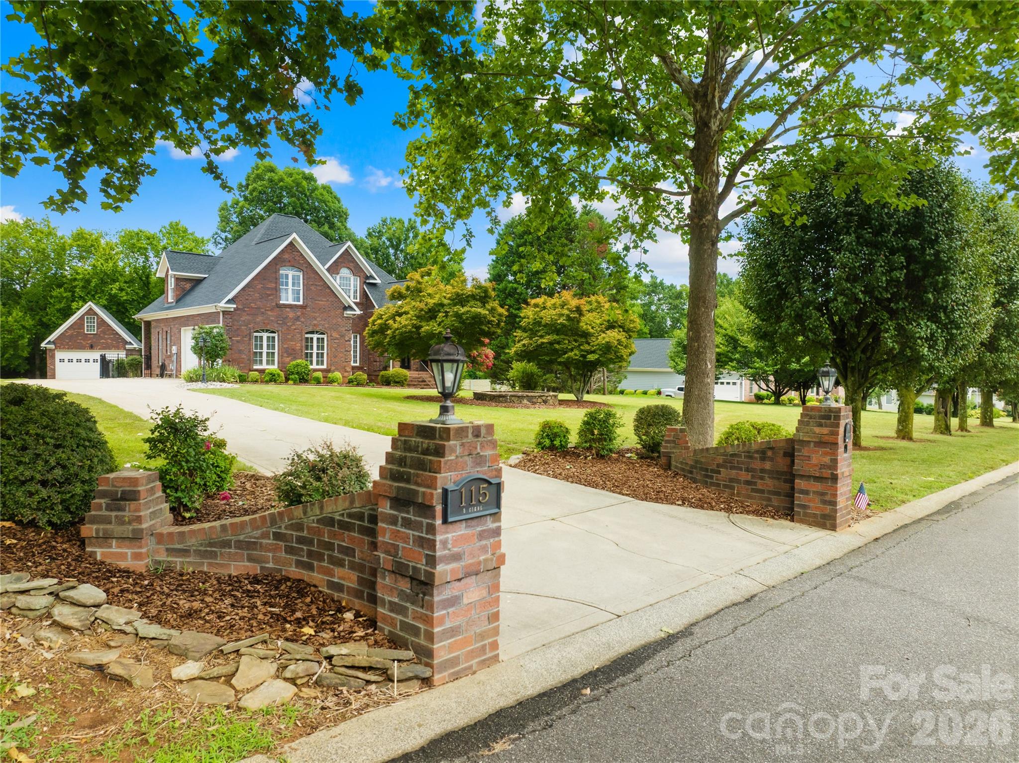 115 S Gibbs Road