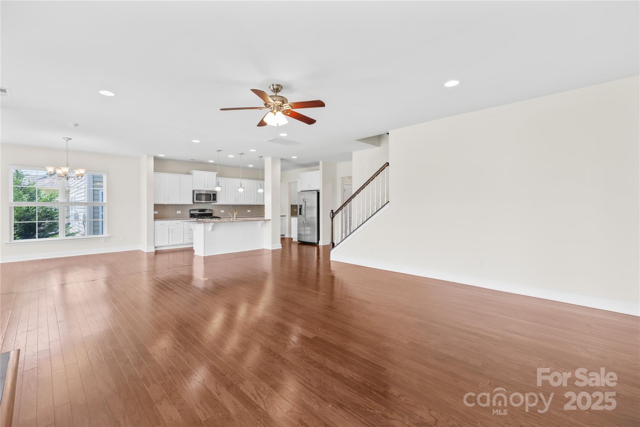 Hawks Creek - Residential