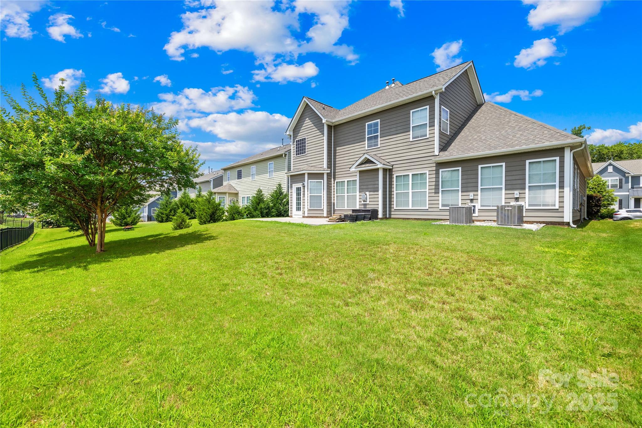 Hawks Creek - Residential