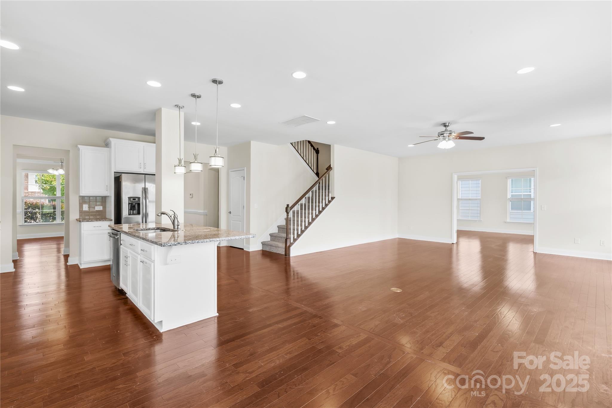 Hawks Creek - Residential