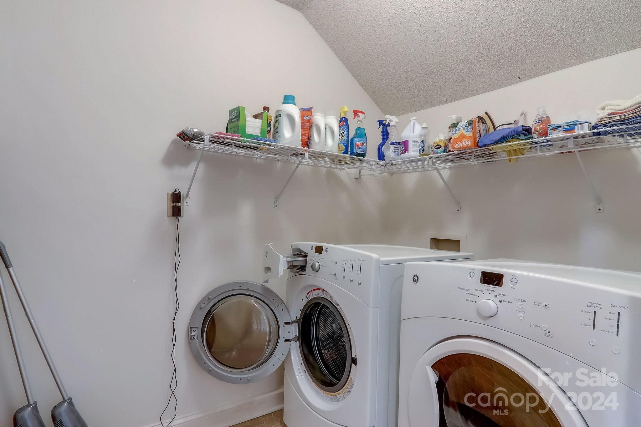 Rumbling Bald on Lake Lure - Residential