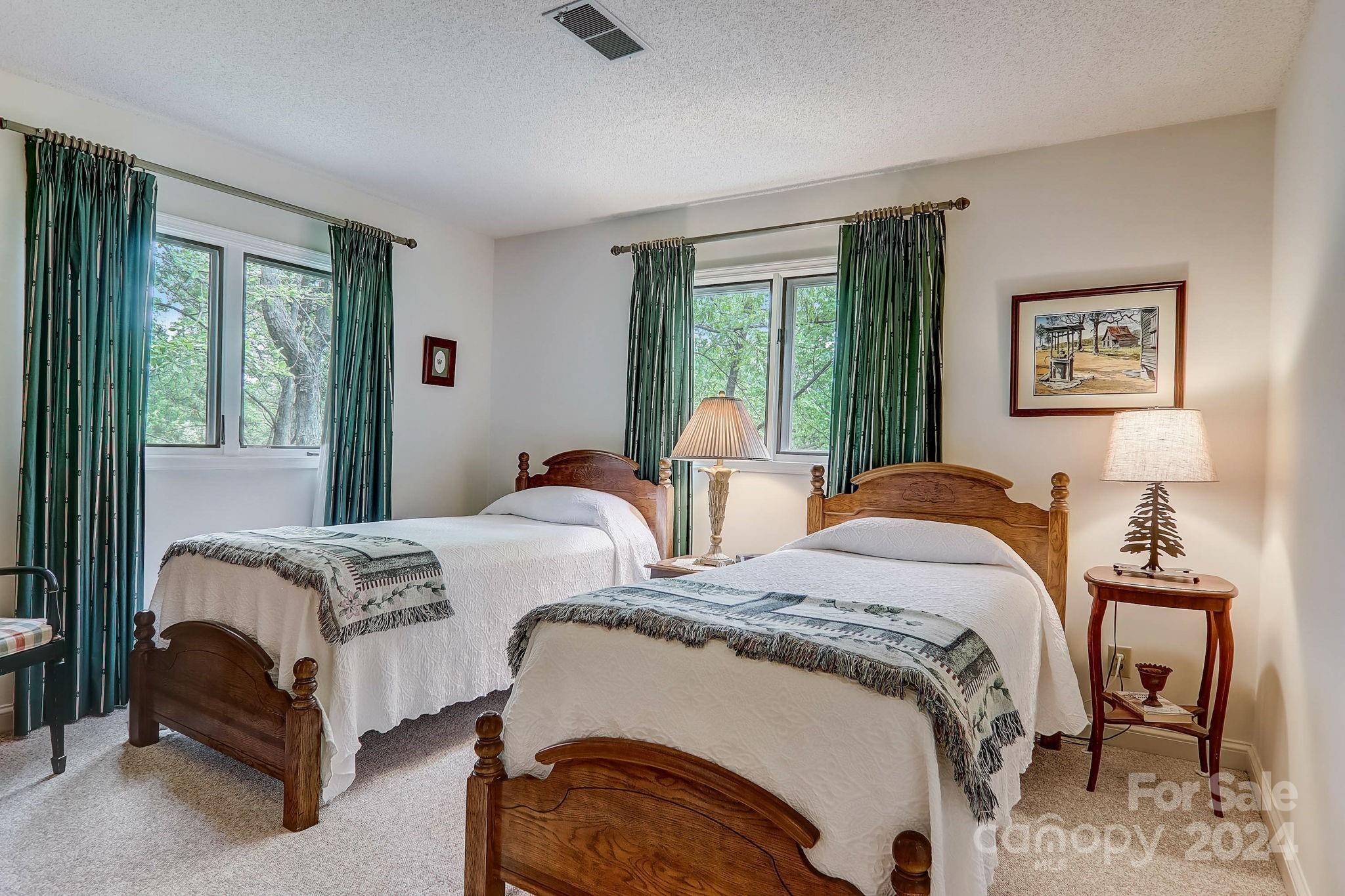 Rumbling Bald on Lake Lure - Residential