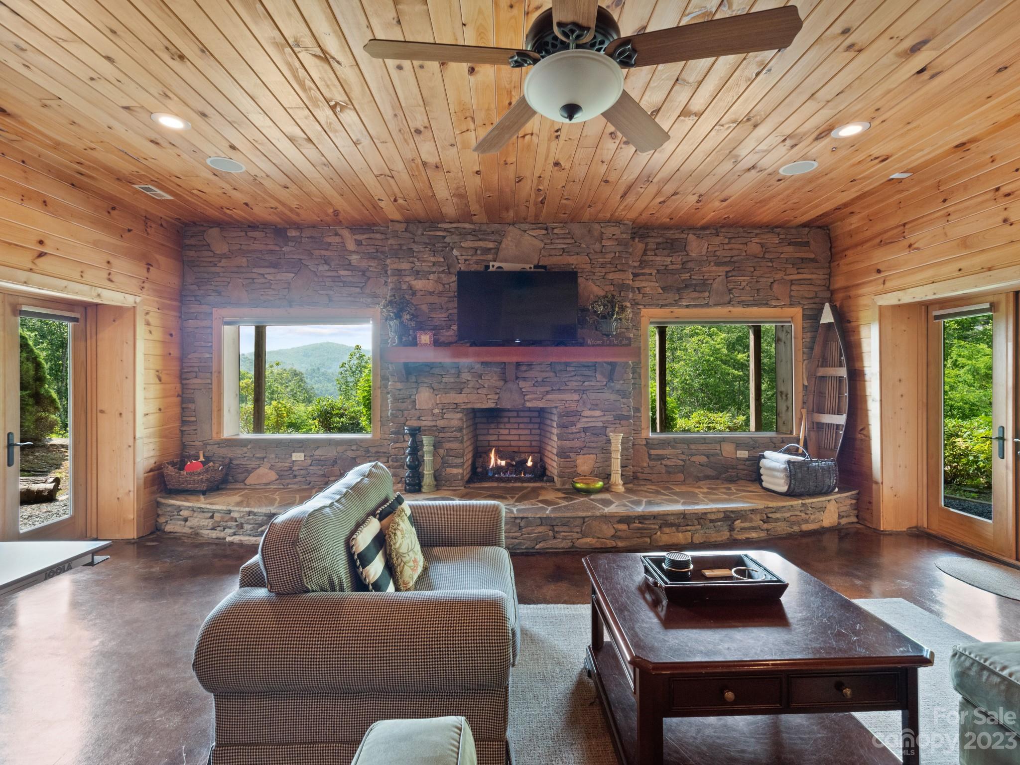 Timber Rock - Residential
