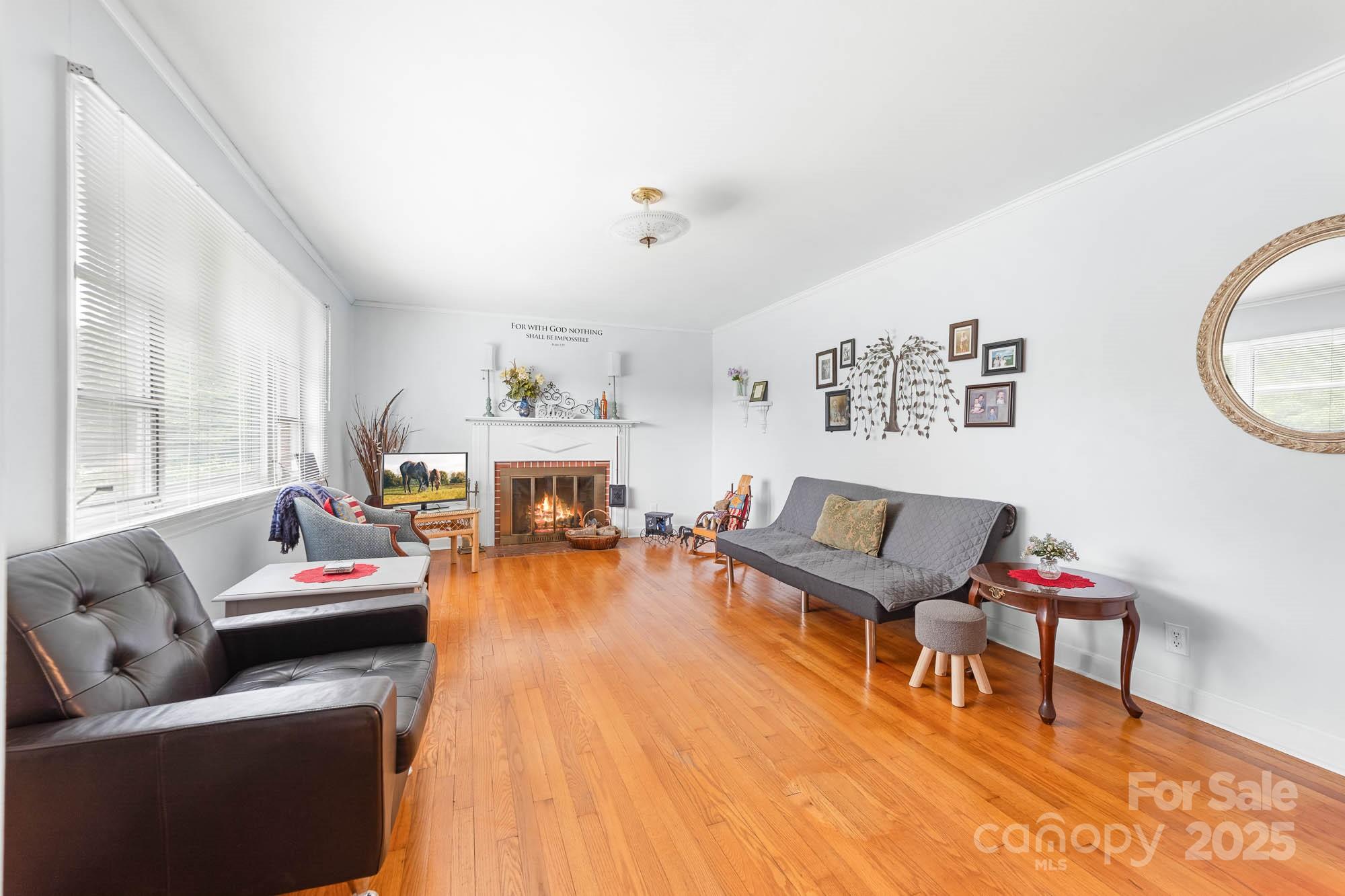 1307 Armstrong Road