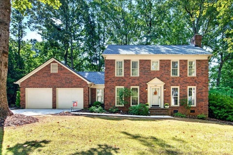 Photo of 2036 Kilkenney Hill Road, Matthews, NC 28105 (MLS # 4420278)
