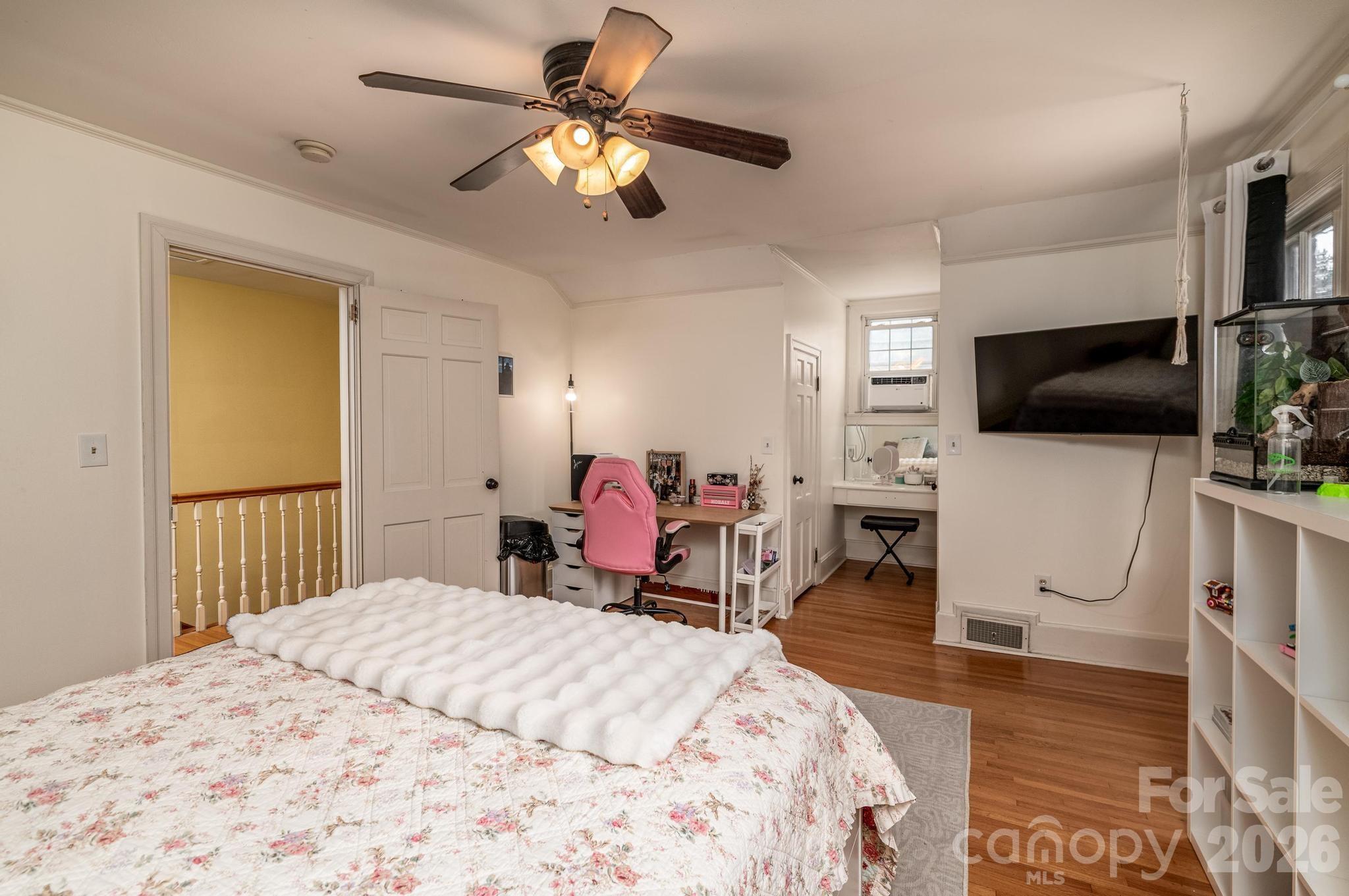 Hillside - Residential