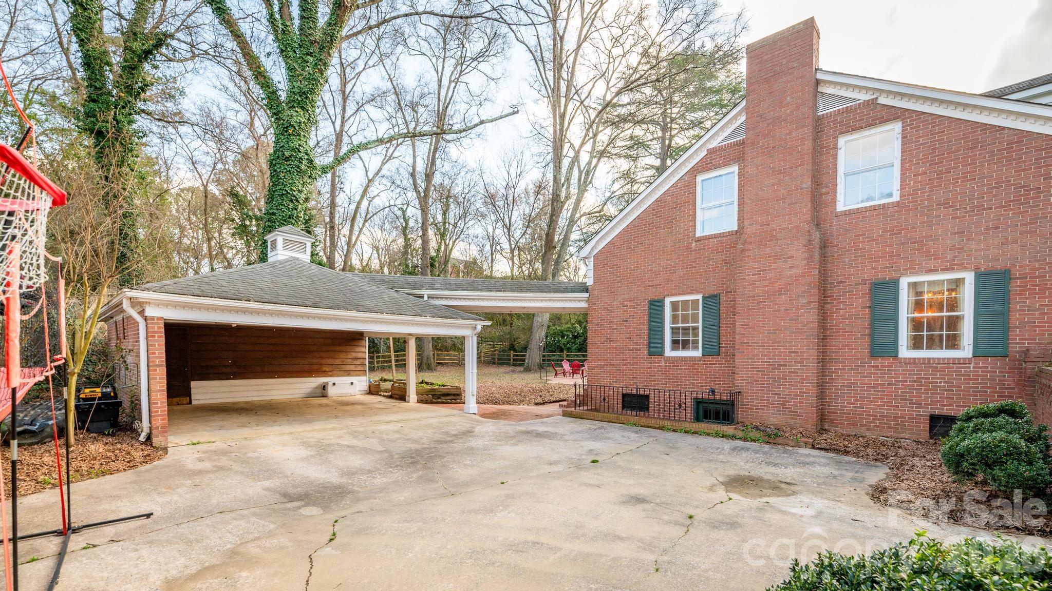 Hillside - Residential