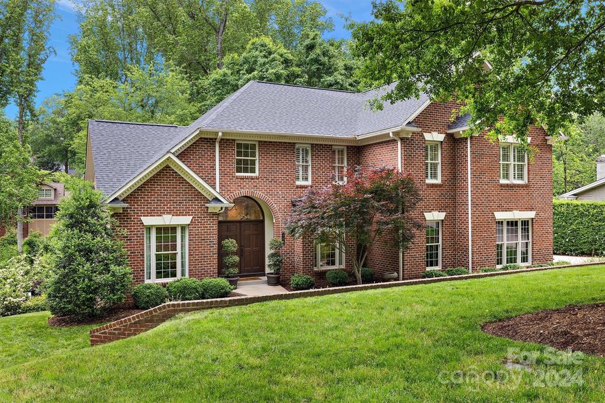 Don't miss the opportunity to own this meticulously cared for and recently renovated home in the Oakwood neighborhood. A two-story foyer offers a welcoming entrance with its in-laid hardwood floors, abundance of windows & beautiful appointments. Recently renovated by Dean Pritchett, the custom mantle and cabinetry truly suit the space. An open floor plan offering many options for entertaining & also creates a comforting and enjoyable place to eagerly anticipate calling home. The kitchen features Thermador appliances, large quartz island, abundant custom cabinetry and charming walk-in pantry with countertops reclaimed from a Kentucky distillery. A main-level office and laundry are adjacent to the kitchen, offering optimal convenience. Upstairs buyers will adore the recently renovated primary suite which features his and her closets and a luxurious bath with tiled shower, volcanic limestone tub & water closet. Basement with living area, flex space, built-in bar & unfinished storage.