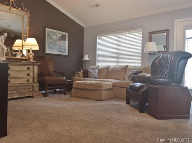 Tarlton Downs - Residential