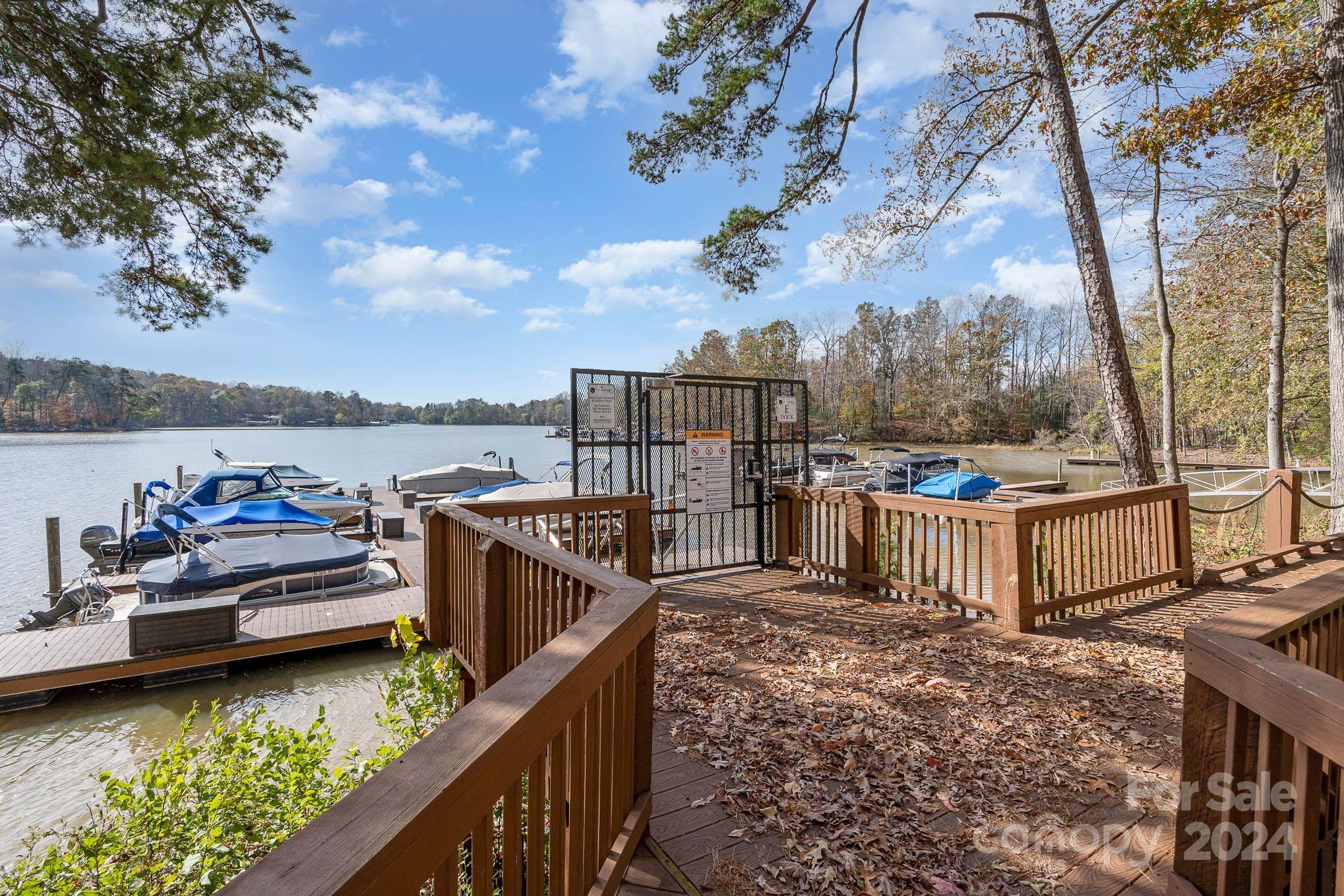 The Vineyards on Lake Wylie - Residential