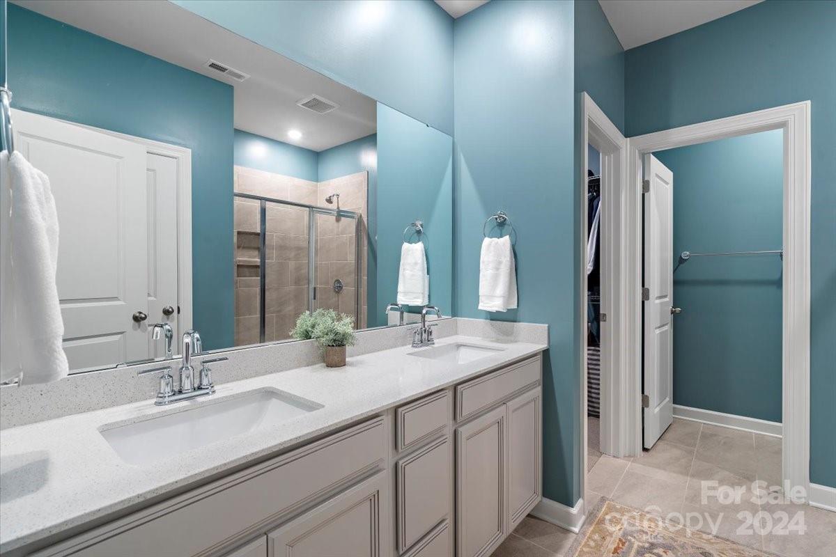 The Vineyards on Lake Wylie - Residential