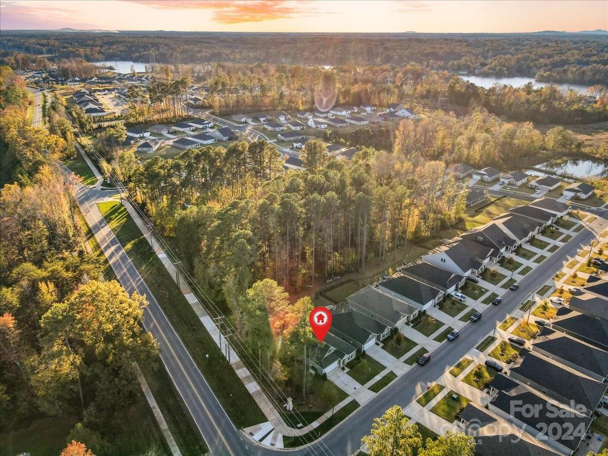 The Vineyards on Lake Wylie - Residential