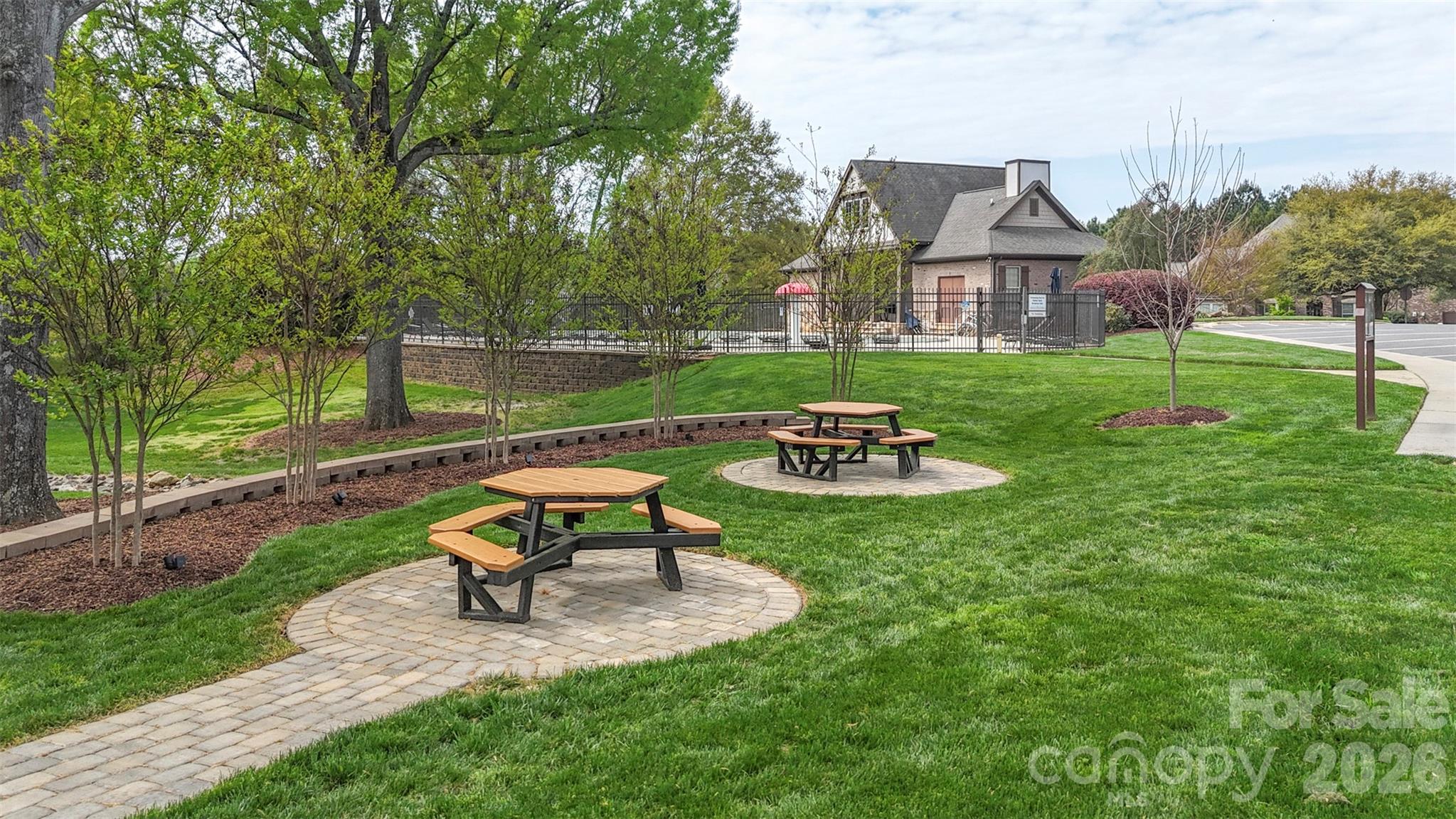 Barber Rock - Residential