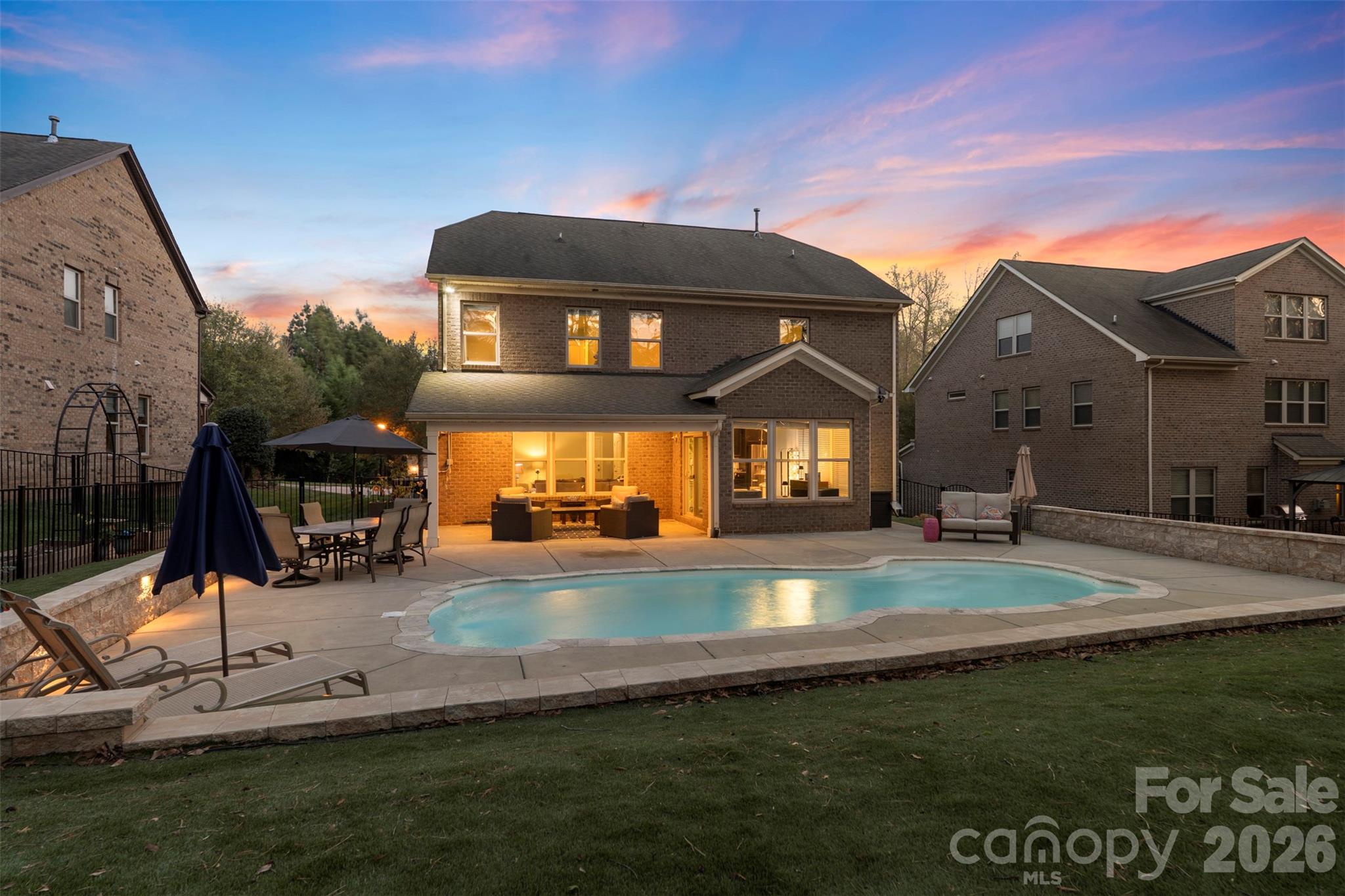 Barber Rock - Residential