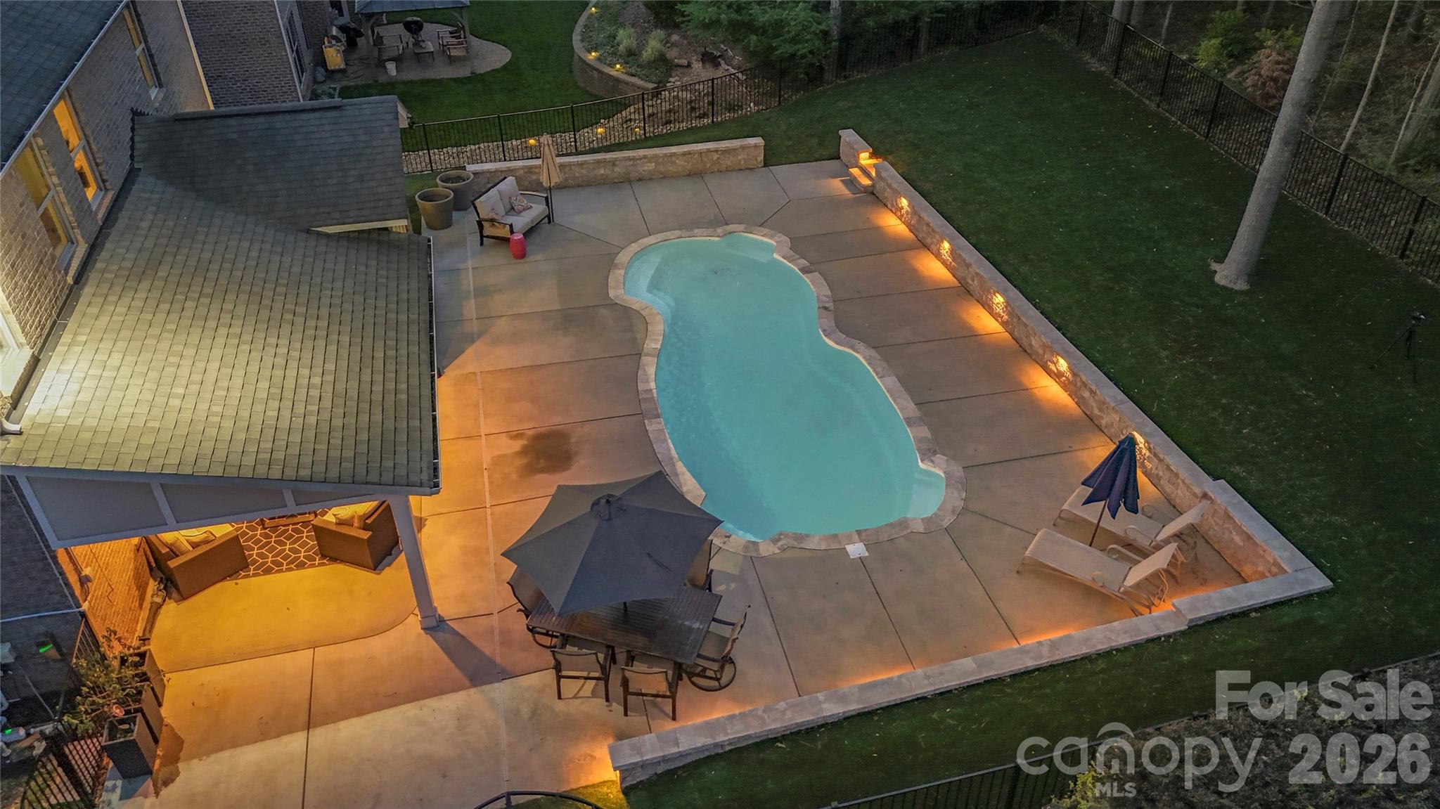 Barber Rock - Residential