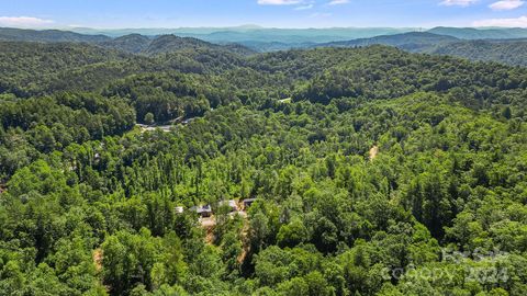 A home in Lake Toxaway