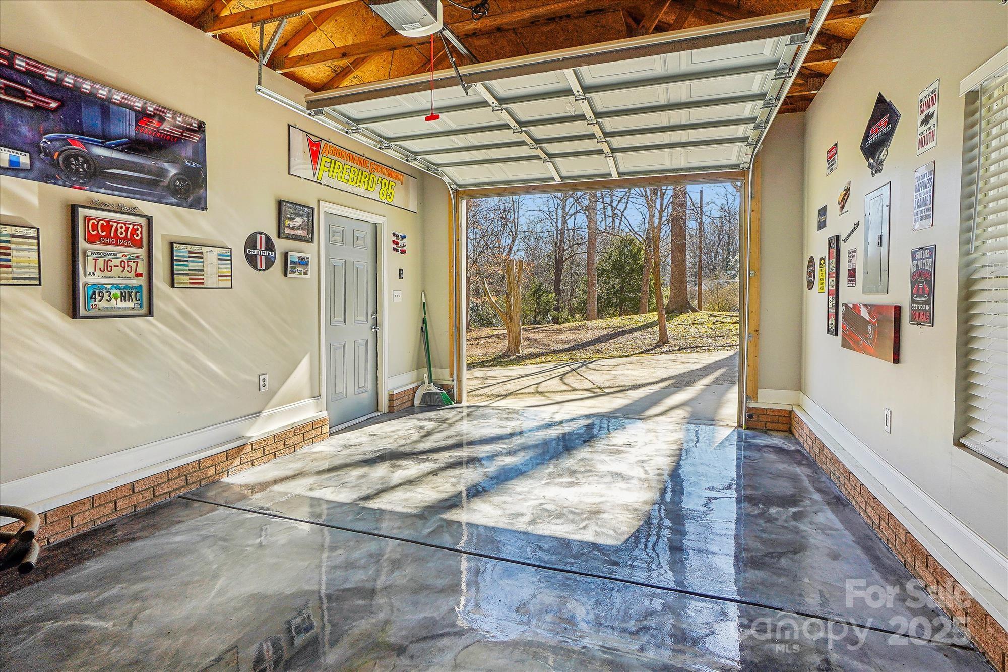 Camelot Woods - Residential