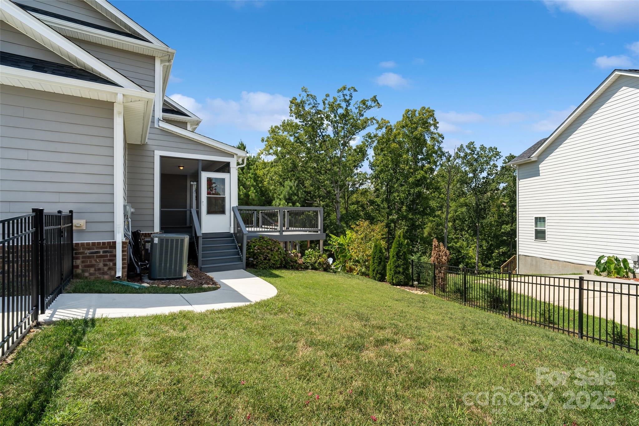 Palm Tree Cove II - Residential